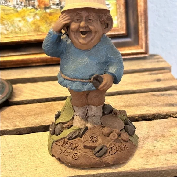 Charming Tom Clark Blue and Brown Figurine Max Cottage Core - Picture 9 of 14